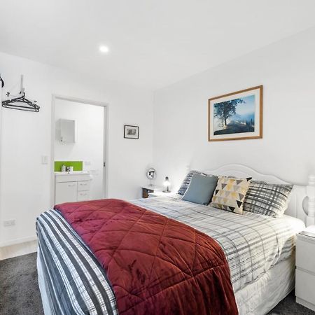 Bellbird Cottage - Lake Taupo Bach Waitahanui Exterior foto